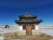 в25