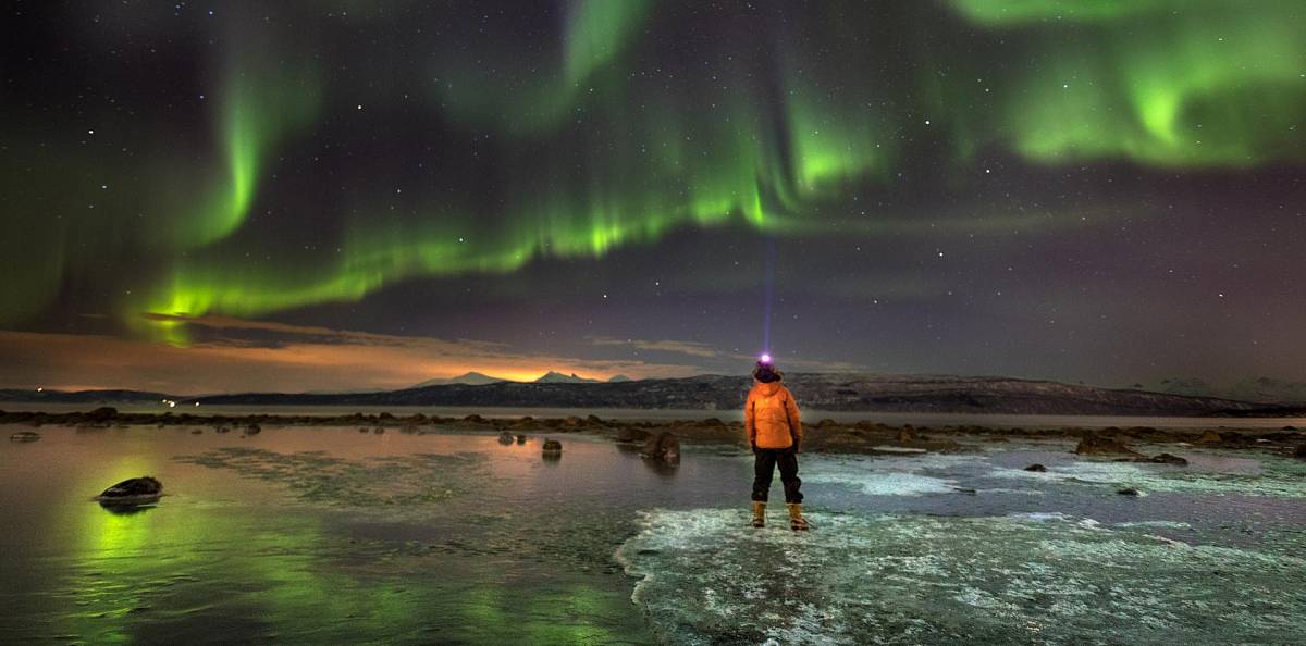 К северному сиянию